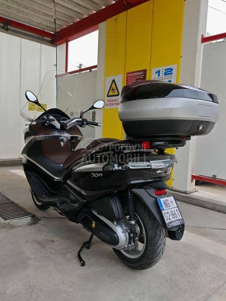 Piaggio x10 350