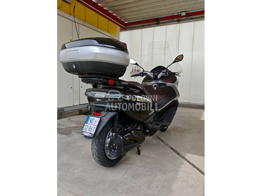 Piaggio x10 350
