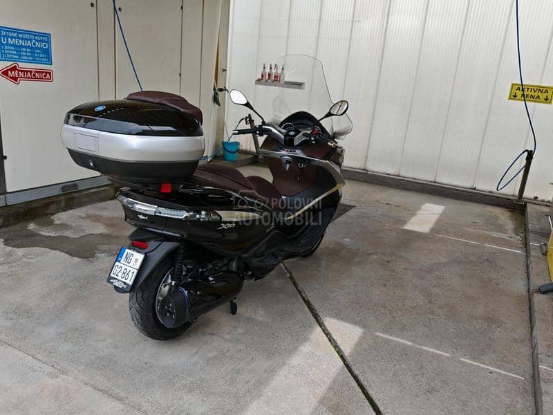Piaggio x10 350