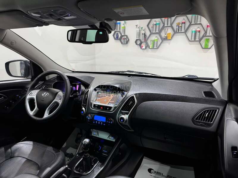 Hyundai ix35 Blue drive