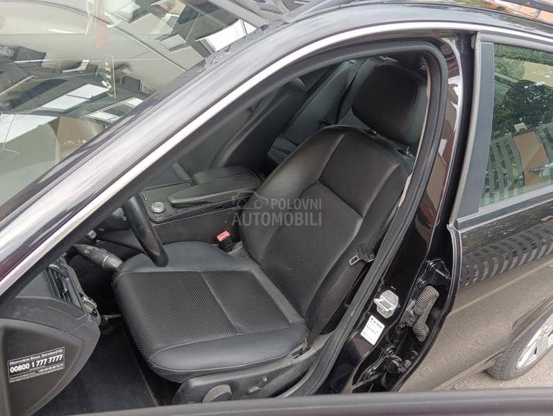 Mercedes Benz C 220  Mercedes Benz C 220