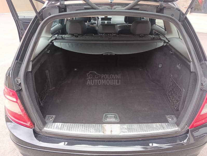 Mercedes Benz C 220  Mercedes Benz C 220