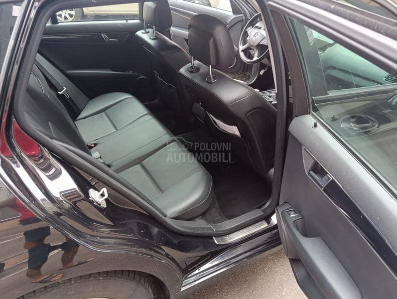 Mercedes Benz C 220  Mercedes Benz C 220
