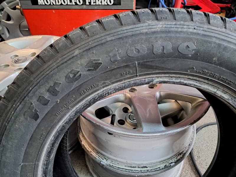 Firestone 195/65 R16 Zimska