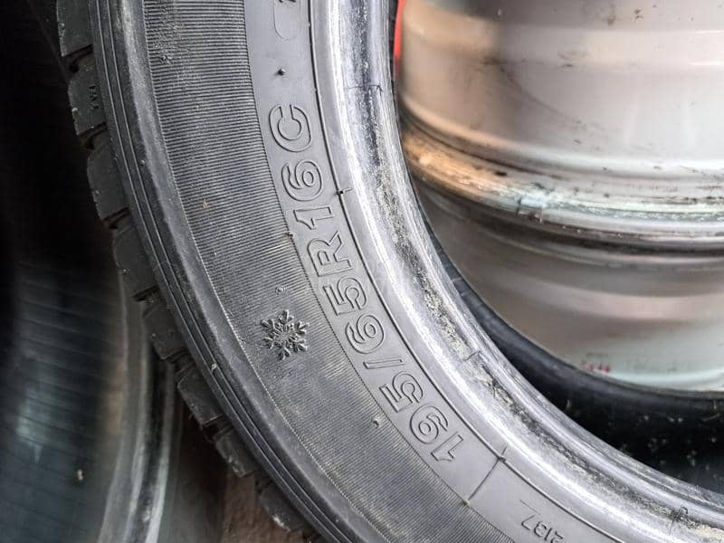 Firestone 195/65 R16 Zimska