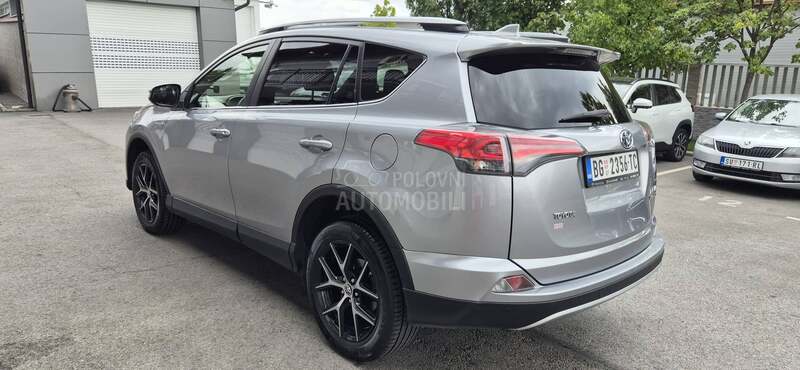Toyota RAV 4 HYBRID
