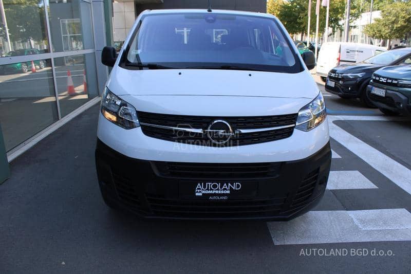 Opel Vivaro 2.0 L 180 A 8