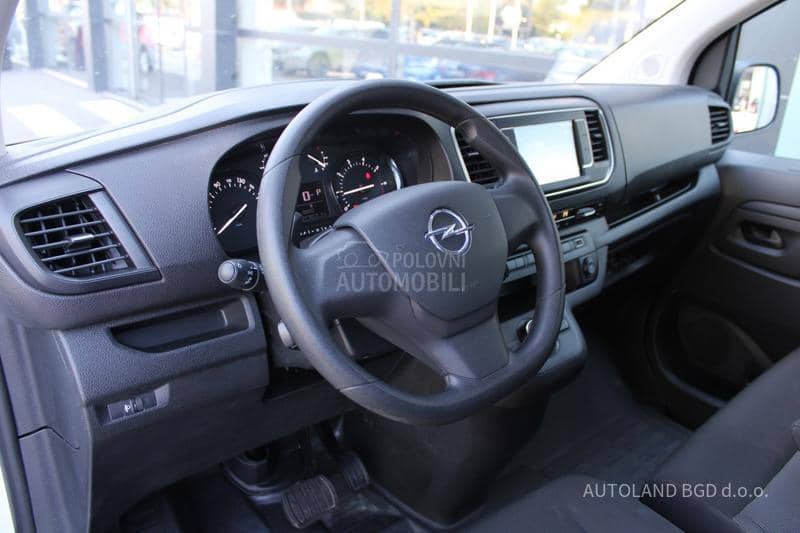 Opel Vivaro 2.0 L 180 A 8