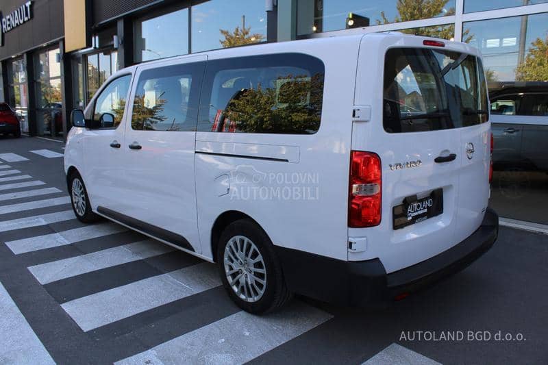 Opel Vivaro 2.0 L 180 A 8