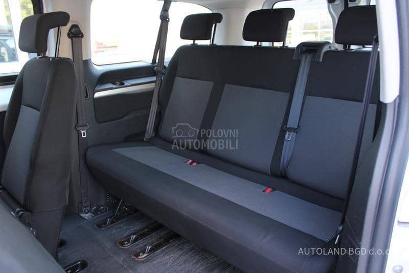 Opel Vivaro 2.0 L 180 A 8