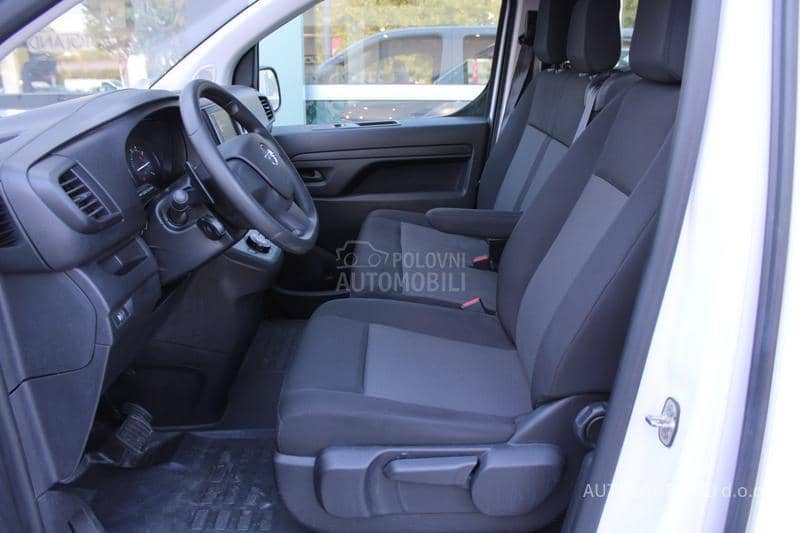 Opel Vivaro 2.0 L 180 A 8