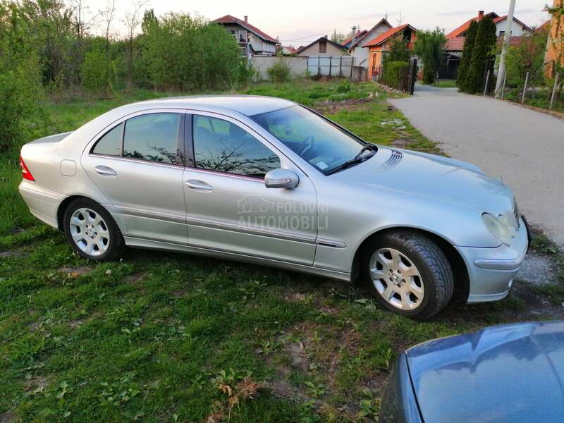 Mercedes Benz C 220 