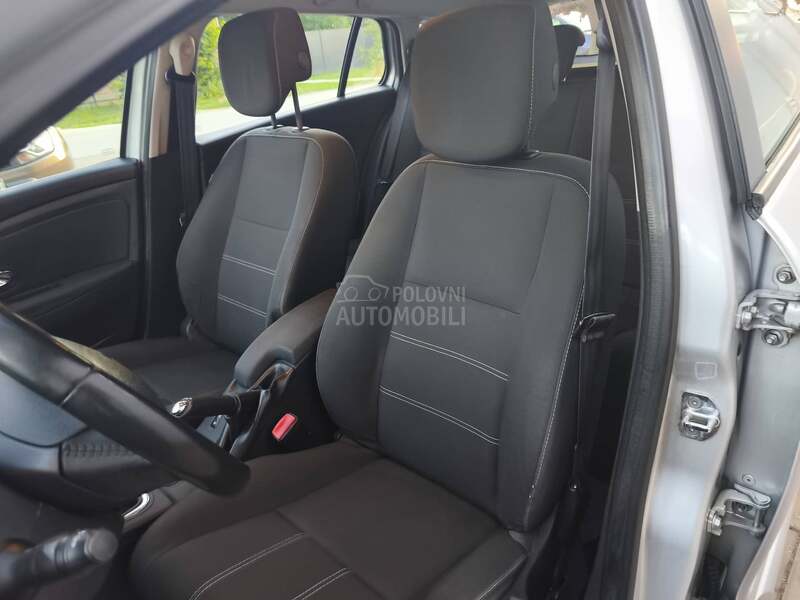 Renault Megane 1.5 dciN a v i/L e d