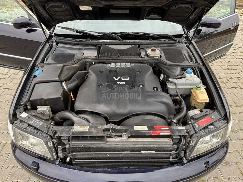 Audi A8 2.5 TDI Quattro