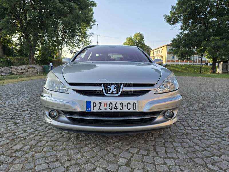 Peugeot 607 