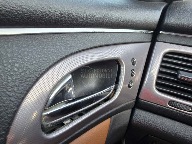Peugeot 607 