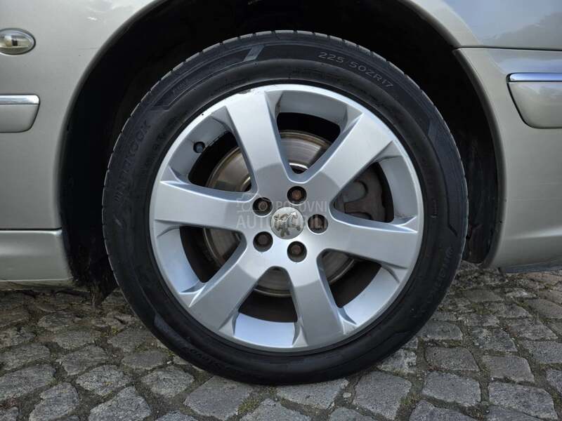 Peugeot 607 