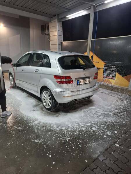 Mercedes Benz B 150 