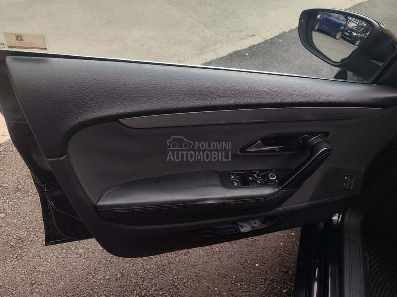 Volkswagen Passat CC 2.0 TDI