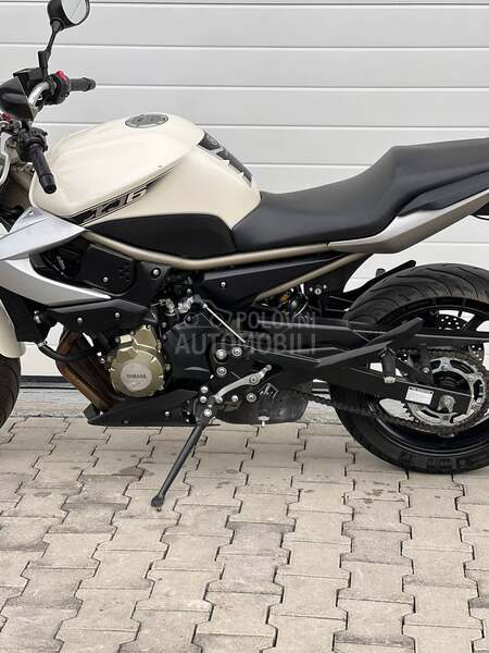 Yamaha XJ6