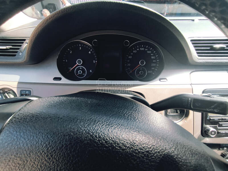 Volkswagen Passat B6 