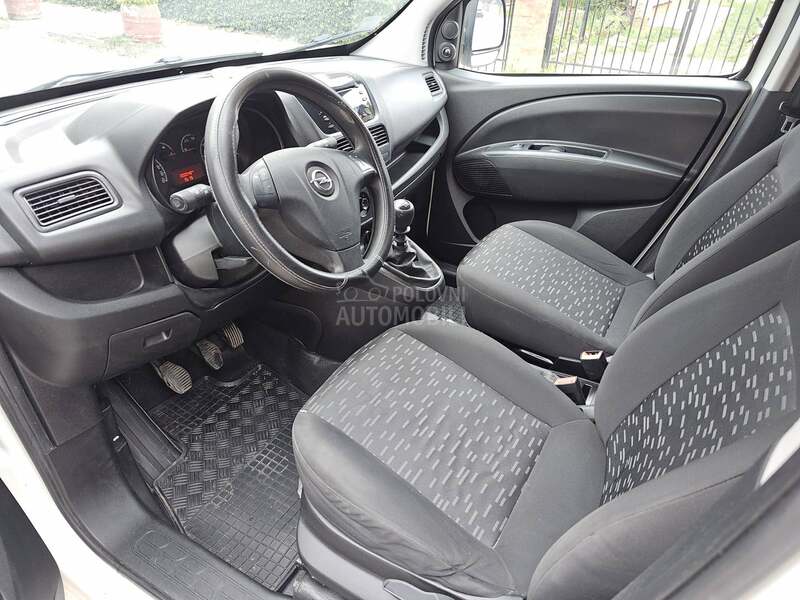 Opel Combo 1.6 mjet