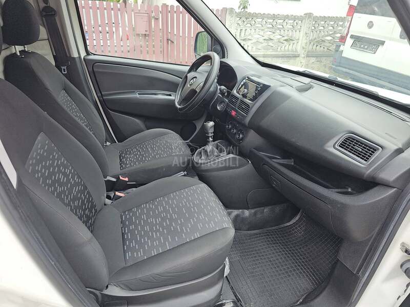 Opel Combo 1.6 mjet