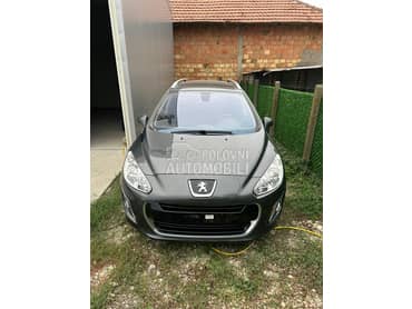 Prednji branik za Peugeot 308 od 2011. do 2013. god.