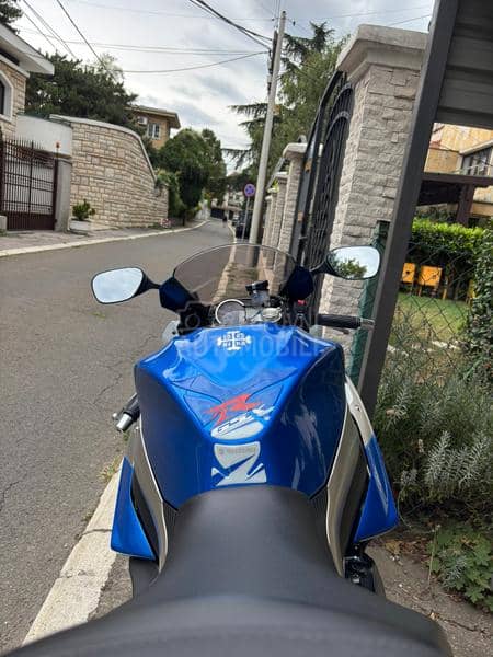 Suzuki GSXR1000 K9