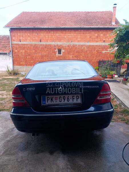 Mercedes Benz C 200 Elegance
