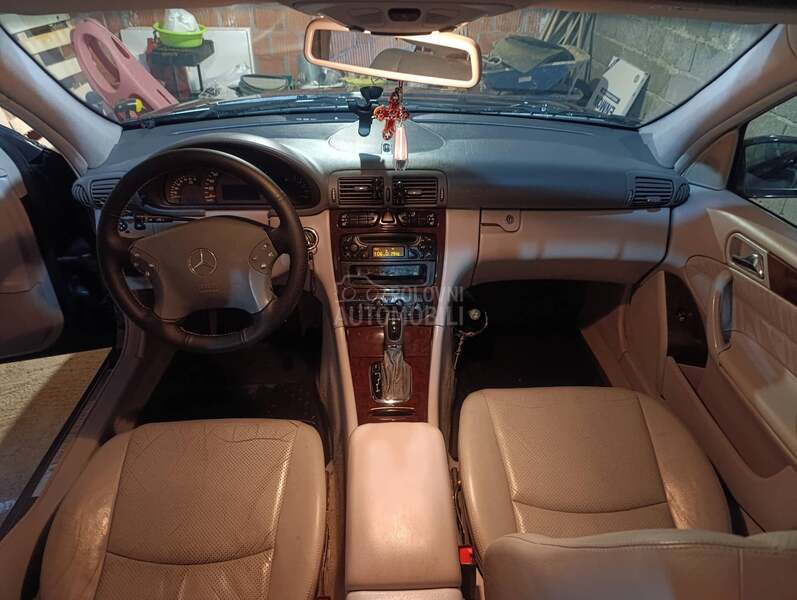 Mercedes Benz C 200 Elegance
