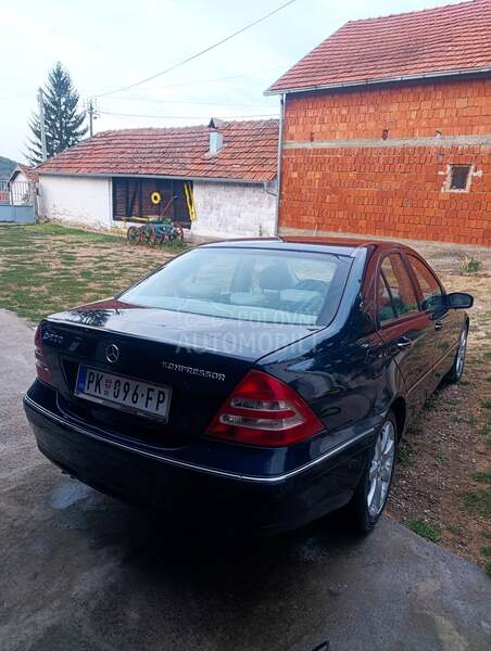 Mercedes Benz C 200 Elegance