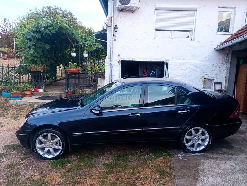 Mercedes Benz C 200 Elegance