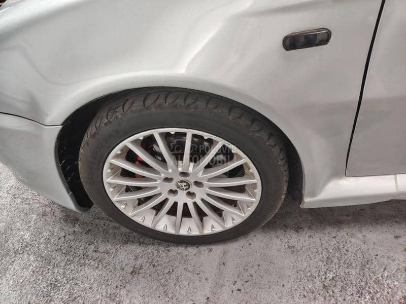 Alfa Romeo GT -  kompletan auto u delovima