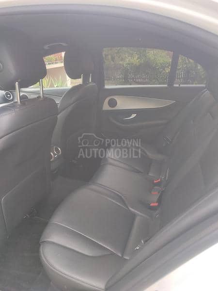 Mercedes Benz E 200 
