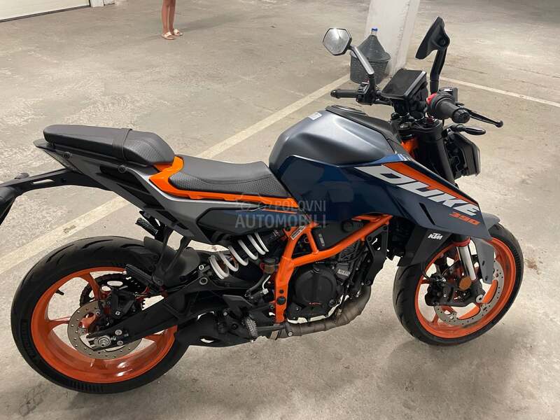 KTM Duke