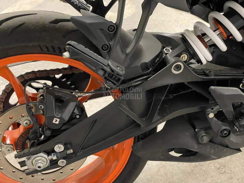 KTM Duke