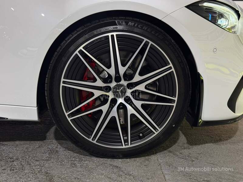 Mercedes Benz C 63 AMG SePERFORMANCE/F1/680