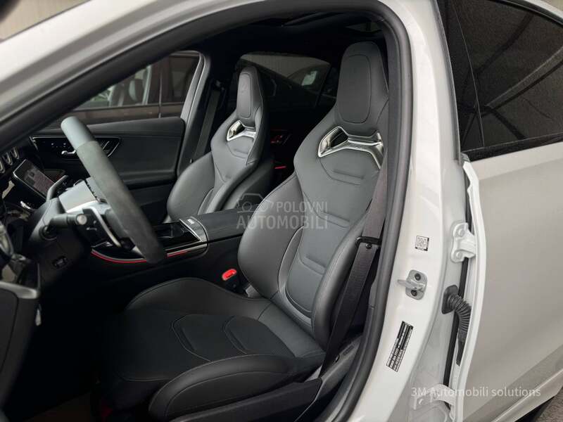 Mercedes Benz C 63 AMG SePERFORMANCE/F1/680