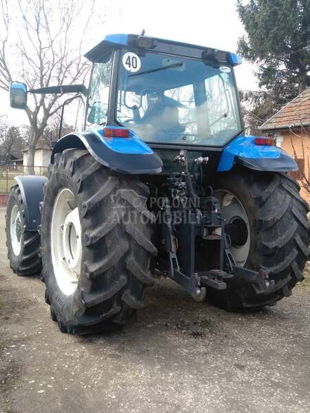 New Holland m160