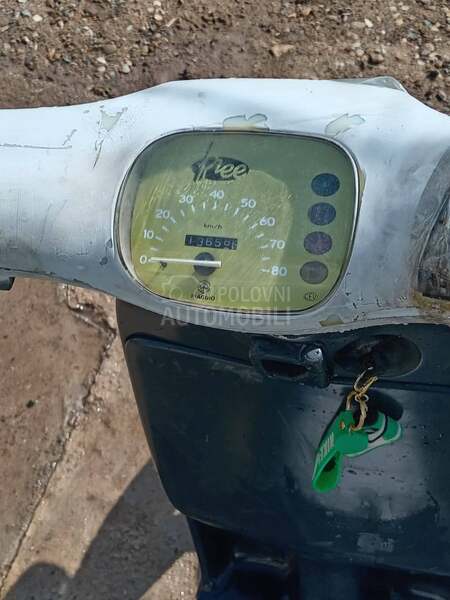 Piaggio Free