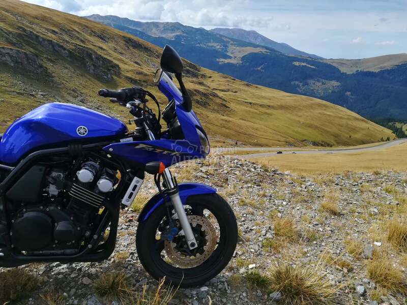 Yamaha FZS 600 Fazer