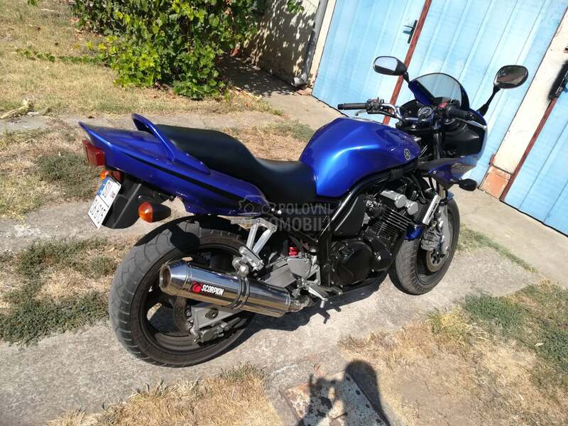 Yamaha FZS 600 Fazer