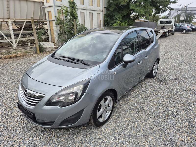 Opel Meriva 1.7 cdti cosmo