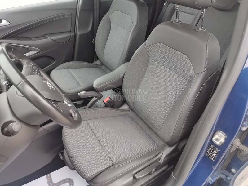 Opel Crossland X  1.5 D ELEGANCE
