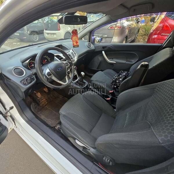 Ford Fiesta Reg. do 09.2026.