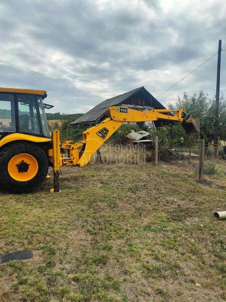 JCB 4CX
