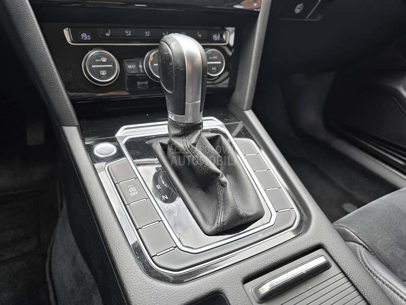 Volkswagen Passat B8 2.0 TDI DSG HIGHLINE
