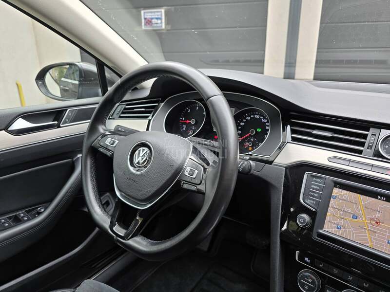 Volkswagen Passat B8 2.0 TDI DSG HIGHLINE