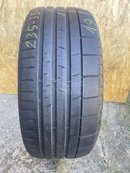 Pirelli 235/35 R20 Letnja